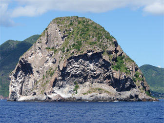 rocher le diamant de martinique